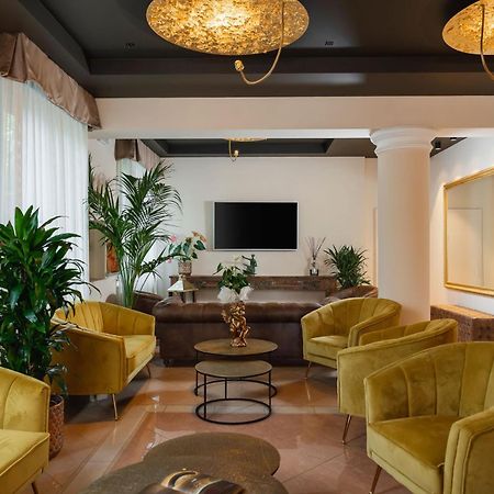 Hotel Mazzanti ميلانو ماريتيما المظهر الخارجي الصورة
