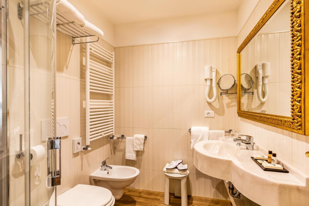Hotel Mazzanti ميلانو ماريتيما المظهر الخارجي الصورة