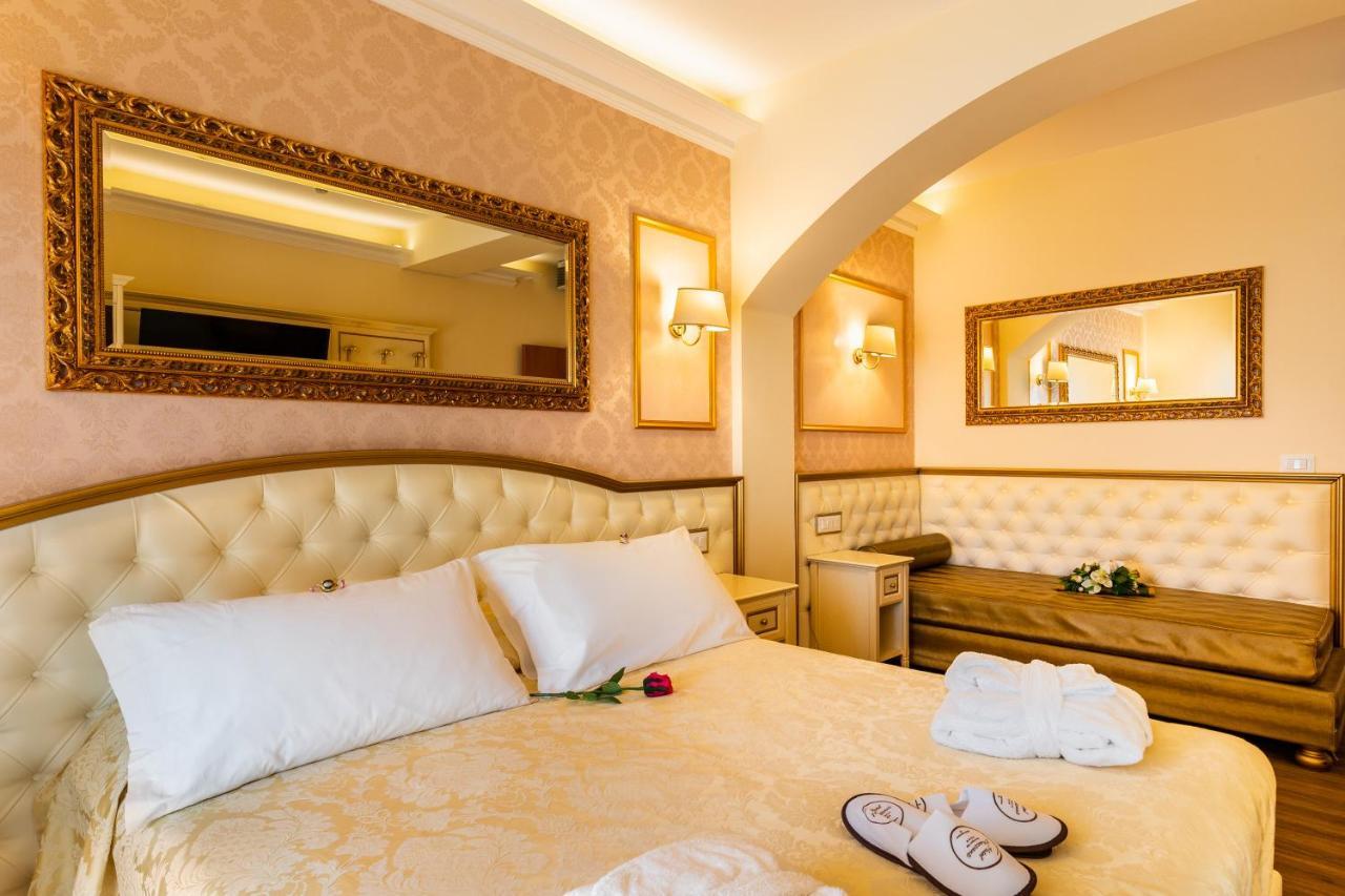 Hotel Mazzanti ميلانو ماريتيما المظهر الخارجي الصورة