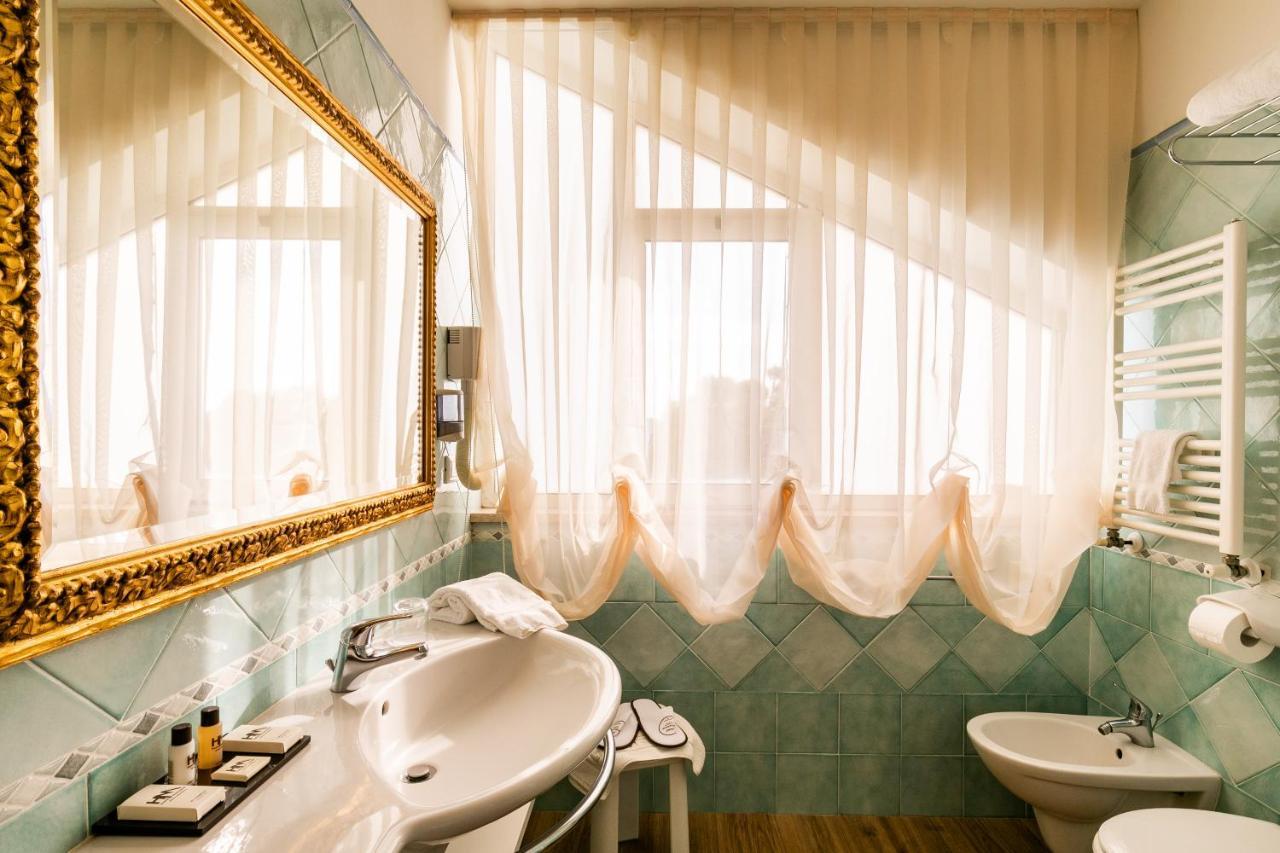 Hotel Mazzanti ميلانو ماريتيما المظهر الخارجي الصورة