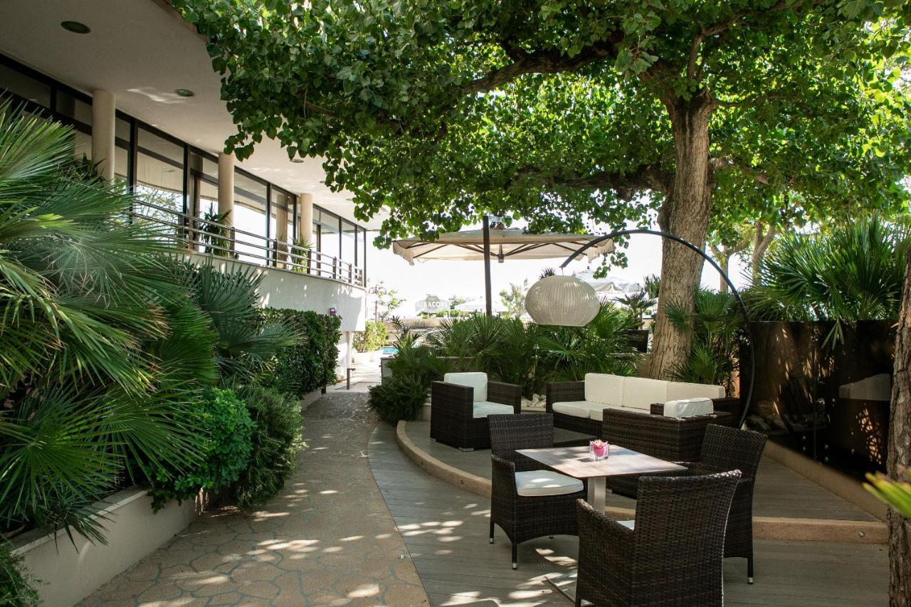 Hotel Mazzanti ميلانو ماريتيما المظهر الخارجي الصورة