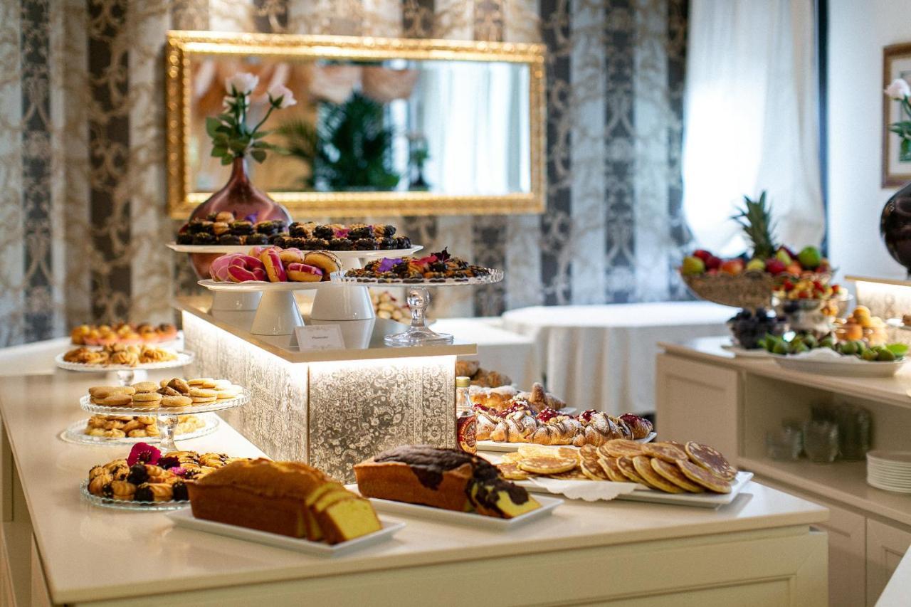 Hotel Mazzanti ميلانو ماريتيما المظهر الخارجي الصورة