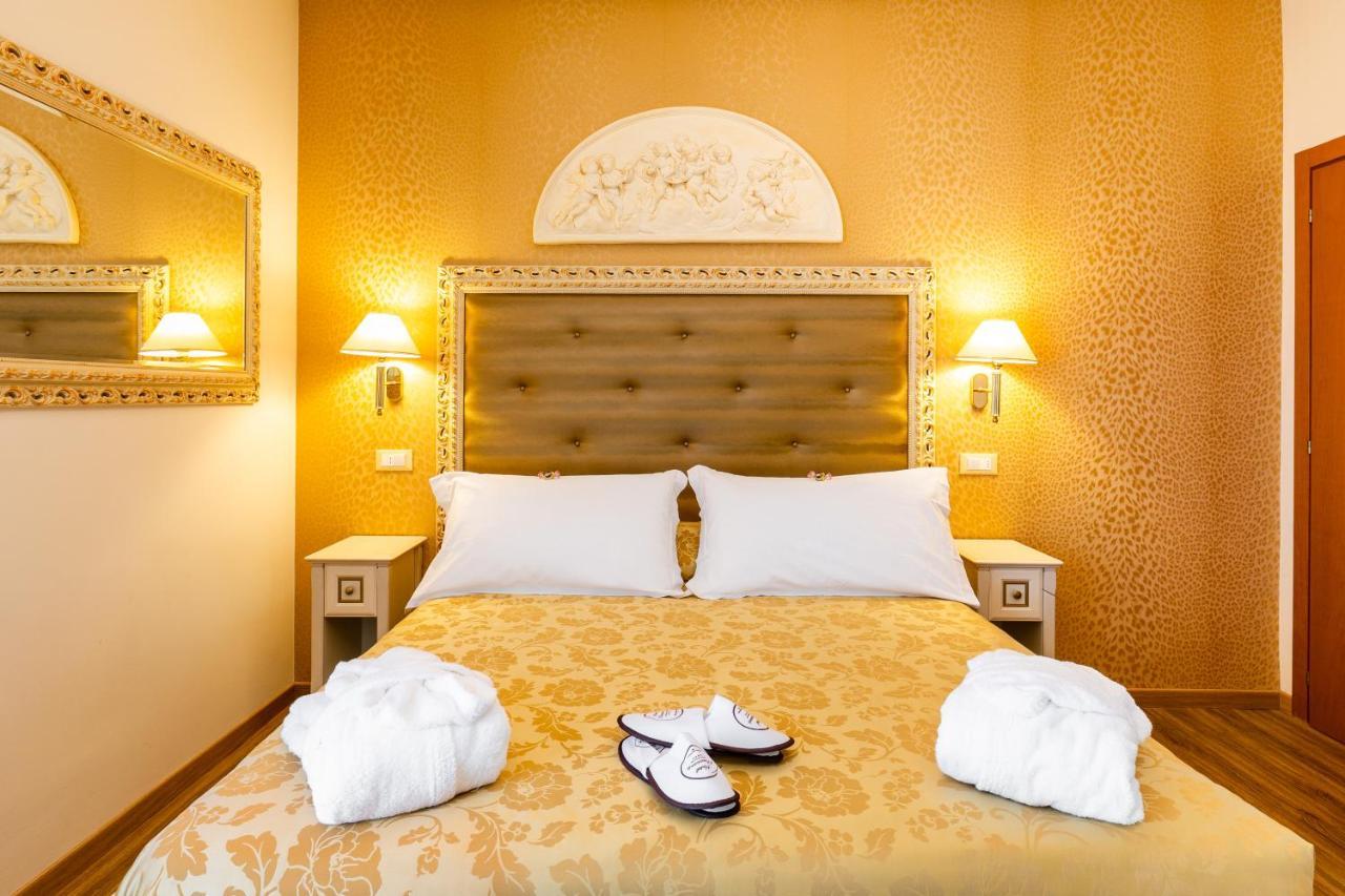 Hotel Mazzanti ميلانو ماريتيما المظهر الخارجي الصورة
