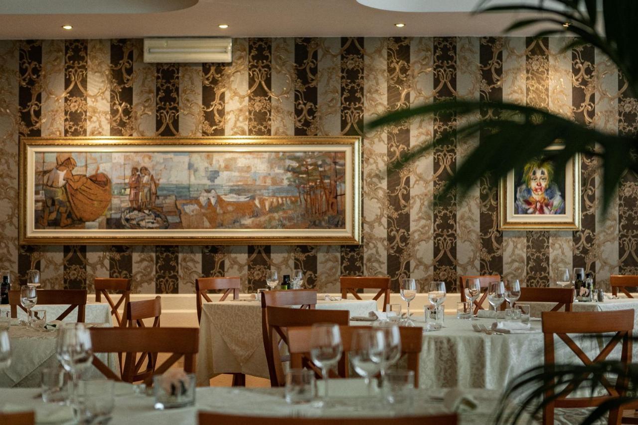 Hotel Mazzanti ميلانو ماريتيما المظهر الخارجي الصورة