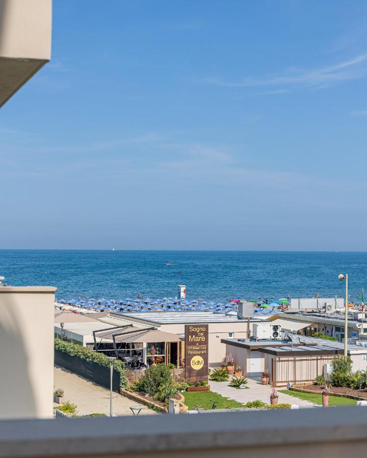 Hotel Mazzanti ميلانو ماريتيما المظهر الخارجي الصورة